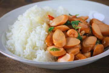 Thai Stir Fry Sausage with Basil Recipe