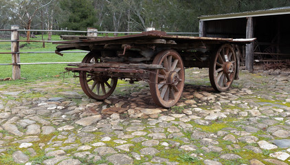 Fototapeta na wymiar Warooka, wagon, hay, farm trailer, carriage, horse drawn, bungaree, clare, warooka