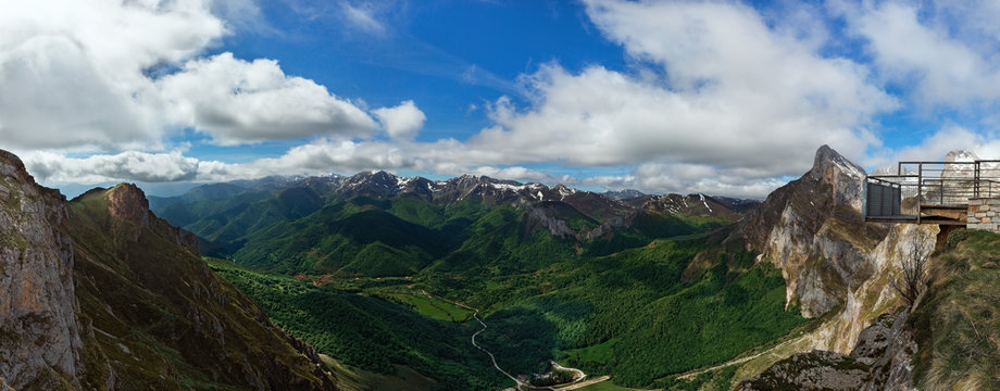beautiful panorama of the Picos de Europa