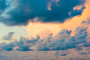Colorful sunset sky with cloud in sea