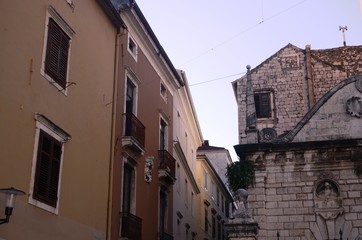 Fototapeta na wymiar Croatie : Ville de Zadar (Dalmatie)