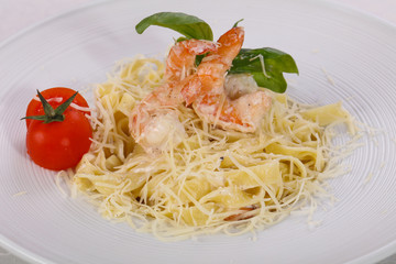 Italian pasta Linguini with prawns