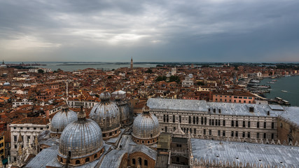 Fototapeta na wymiar Red roofs of old Venice