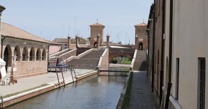 Ponte e canale a Comacchio