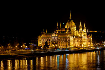 Obraz na płótnie Canvas Parlament Budapest
