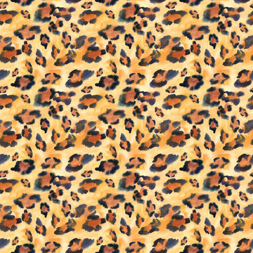 Abstract watercolor animal print seamless pattern, natural trendy texture.