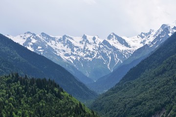 Fototapeta na wymiar The magnificent Caucasus Mountains