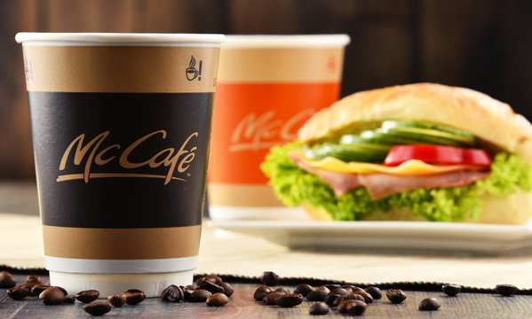 Mccafe Bilder – Durchsuchen 688 Archivfotos, Vektorgrafiken und Videos ...