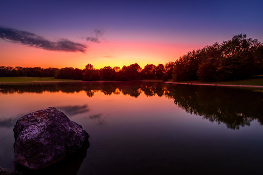 Sunset at Ostpark in Munich with amazing colors
