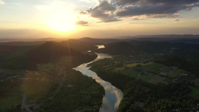 Zapora nad soliną - Piękny Krajobraz