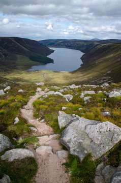 Pfad zum Loch Muick, Cairngorms National Park