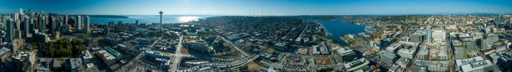 Fototapeta premium Panoramic Aerial City Landscape of Seattle Washington Downtown