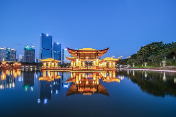 Fototapeta premium Night view of Qiandeng Lake Park, Nanhai District, Foshan City, Guangdong Province, China