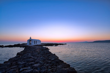 Fototapeta na wymiar greek church at sunset