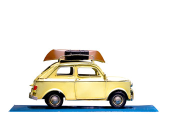 Fototapeta premium Travelling concept : vintage car isolated on background. This had clipping path.