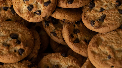 delicious cookies with chocolate chips, to enjoy with everyone.
