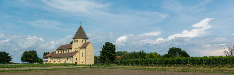 Fototapeta na wymiar panorama view of the church of St. Georg on Reichenau island on Lake Constance