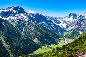 Naklejka na ściany i meble view from feilkopf mountain in austria