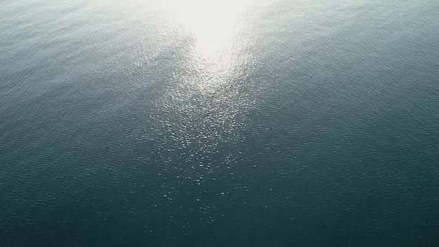 4K 空撮動画 Drone 鎌倉の青い海