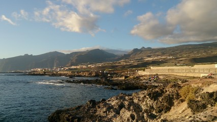 Fototapeta na wymiar Playa en Alcala-Tenerife