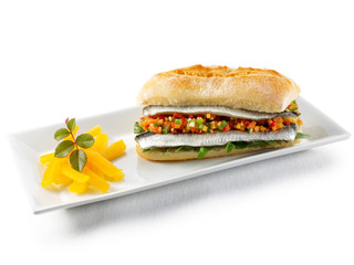 baguette bocadillo con queso y verduras. sandwich baguette with cheese and vegetables.
