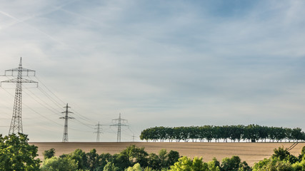 Strommasten einer hochspannungsleitung
