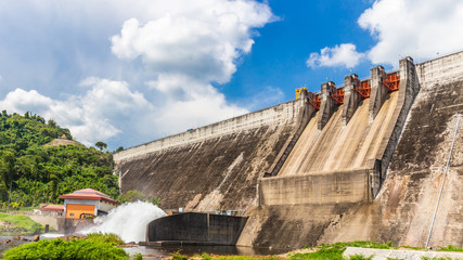 Fototapeta premium Water storage dam For consumption Large in Nakhon Nayok, Thailand with cloud sky background