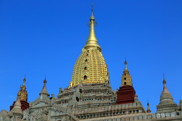 Naklejka premium Ananda Tempel in Bagan