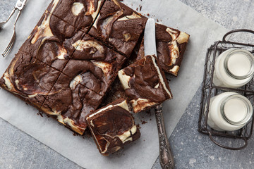 delicious cheesecake chocolate brownies