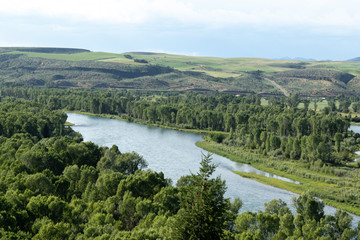 Fototapeta na wymiar Upper Southfork Snake River