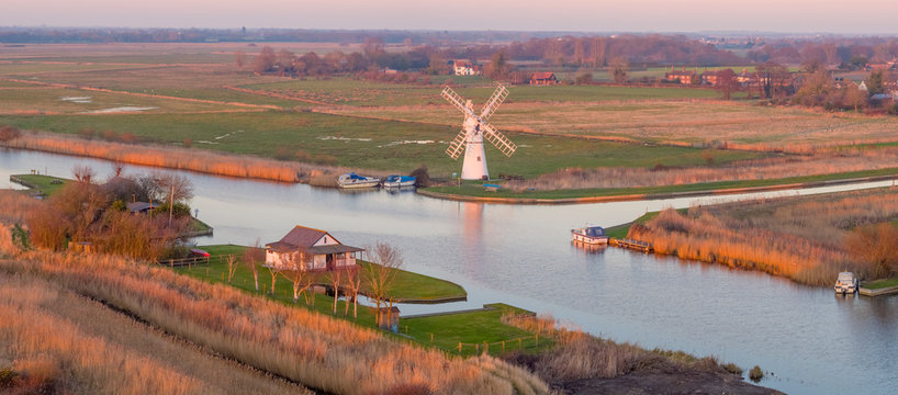 UK, England, East Anglia, Norfolk, Norfolk Broads, Thurne, Thurne Dyke Drainage Mill