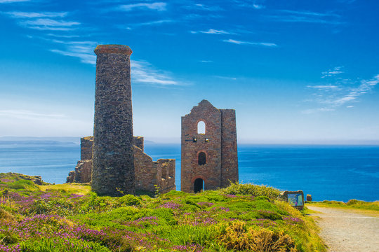 Wheal Coates Tin mine in Cornwall, situated on the cliffs of the St Agnes Heritage Coastline. 