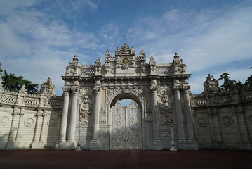 Obraz premium Istanbul Dolmabahce Palace Gate
