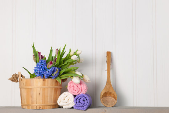 Sauna bucket with flowers