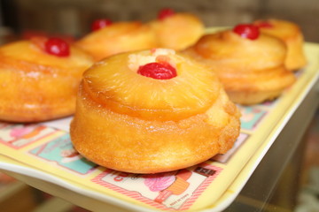 Pineapple upside cake