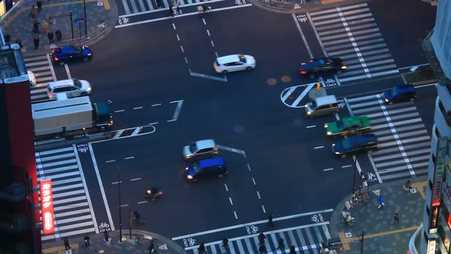Real time shot of Daimon intersection at night, Minato, Tokyo, Japan