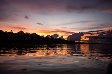 Colores del Rio Inirida al atardecer- Puerto Inirida Guainia-Colombia