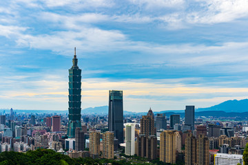 Fototapeta na wymiar cityscape of Taipei, Taiwan