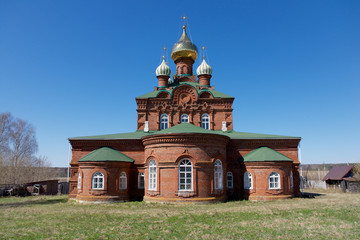 Fototapeta na wymiar Church Of The Resurrection. The village of Sovetsko-Nikol'skoye, Zavyalovsky district, Udmurt Republic, Russia