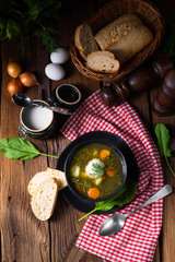 Rustikal Sorrel soup with potatoes and cream