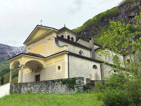 Church of Santa Maria Assunta and of St. John the Baptist or Chiesa di Santa Maria Assunta e di San Giovanni Battista, Cevio - Canton of Ticino, Switzerland