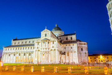 Fototapeta na wymiar Pisa Cathedral and leaning tower of Pisa Italy at night