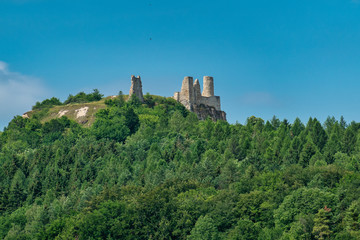 Fototapeta na wymiar Castle ruin Hohenburg, Upper Palatinate in Bavaria, Germany