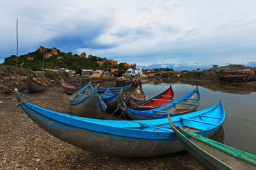 Fototapeta na wymiar Boats on the lakeside