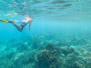Plongée dans les eaux de Thaïlande