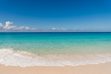 Wallpaper Seychelles turquoise water and blue sky