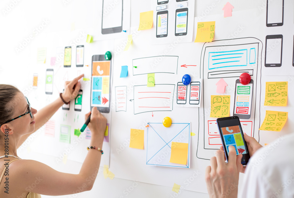 Poster web designer, user interface, development of applications for mobile phones, the creation of a proto