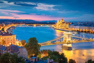 Foto auf Acrylglas Budapest, Hungary. Aerial cityscape image of Budapest with Chain Bridge and parliament building during summer sunset. © rudi1976