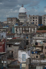 Blick auf Havanna mit eingerüstetem Capitol