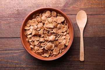 dry cereal flakes